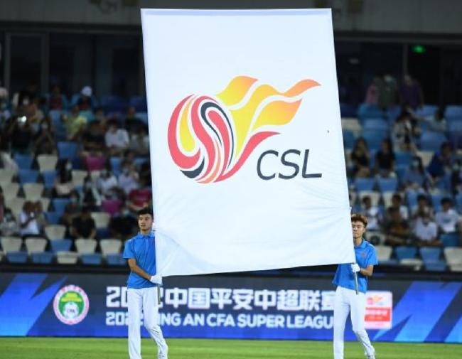 冲满诱惑的学校