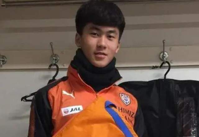 情人：妻子的男人