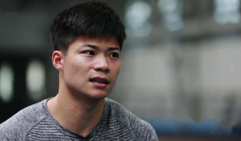 被糙汉被禽哭尿进去h视频