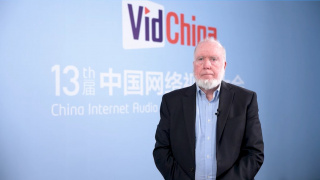 亚洲成人免费在线